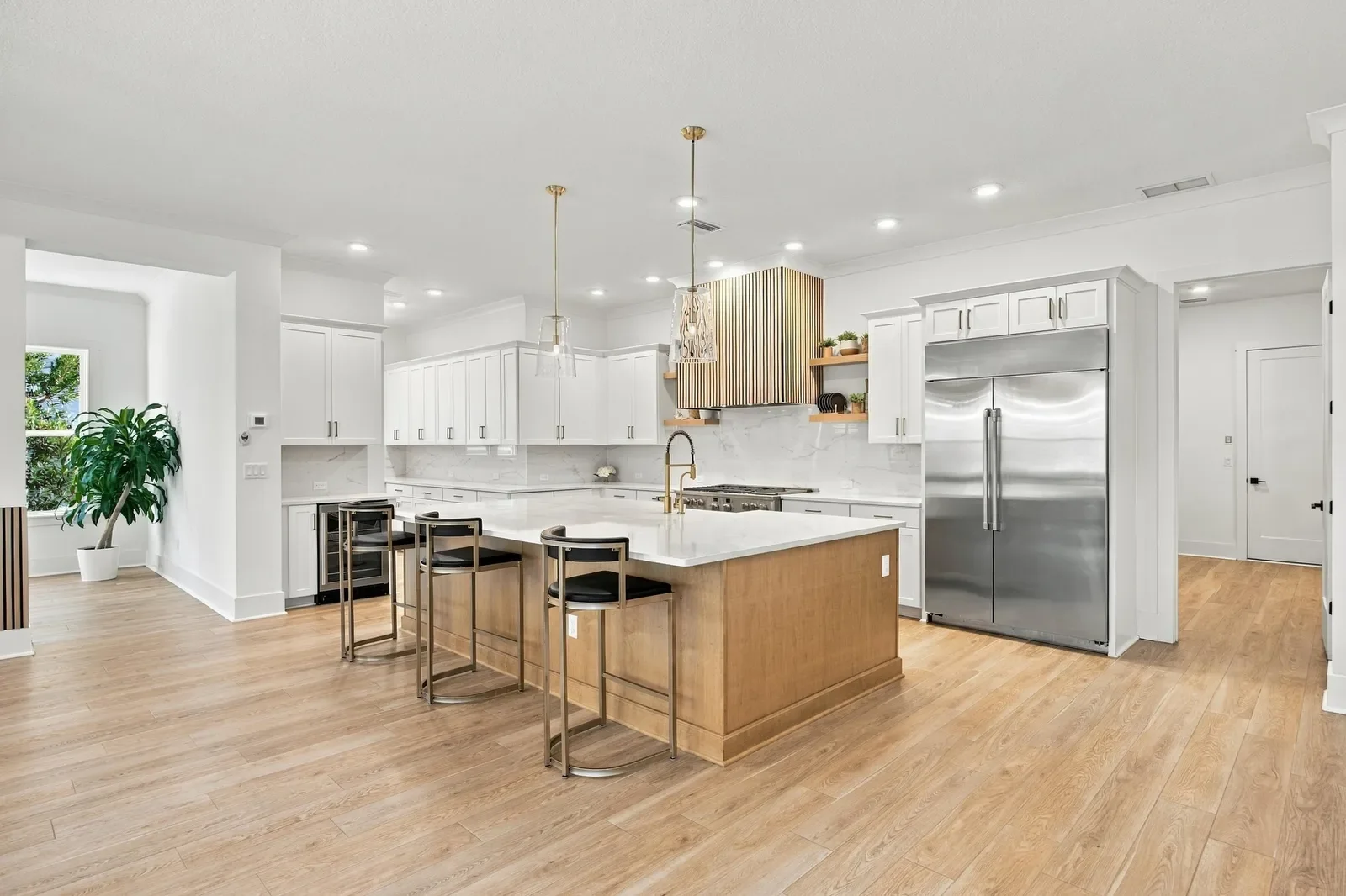 Video still: 907 Seagrove Dr